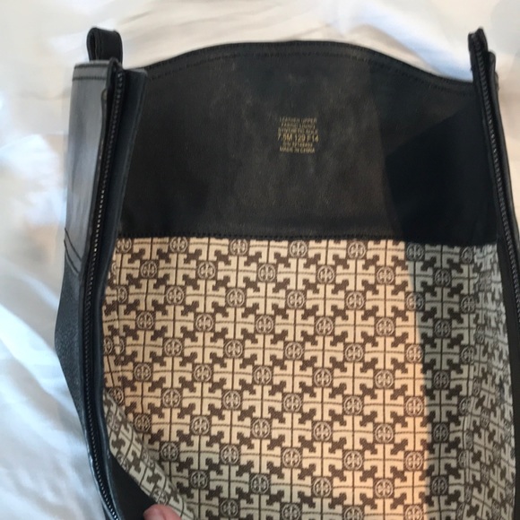 Tory Burch size 7.5 black zip boots - Picture 4 of 4